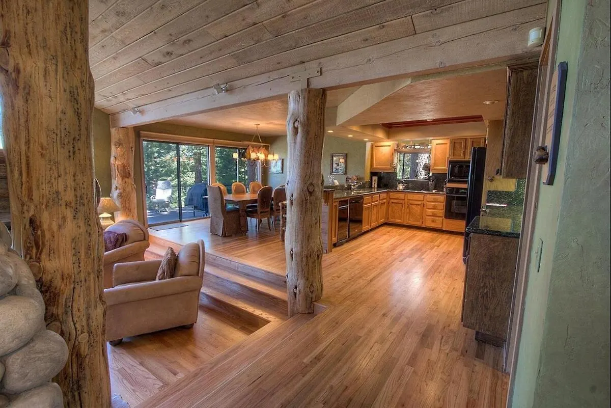 Дом отдыха Hch1239 - Heavenly Tree House Home Саус Лэйк Тахо